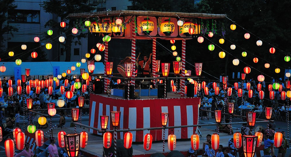 Lễ hội đáng mong đợi nhất trong tháng 8 này của người Nhật - Lễ hội Obon
